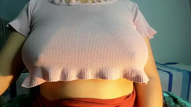 Snapshot of Tiffany_teressa chatting on 12.18.25 Tiffany teressa online show from 12.18.25