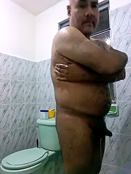 Snapshot of PhillDrake11 chatting on 11.01.25 PhillDrake11 online show from 11.01.25