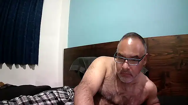 Snapshot of PhillDrake11 chatting on 01.07.26 PhillDrake11 online show from 01.07.26