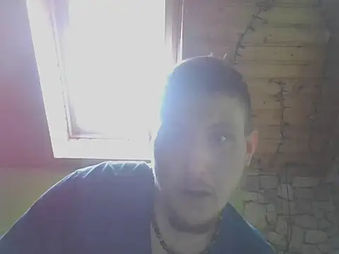 Snapshot of Untrhund23 chatting on 04.05.26 Untrhund23 online show from 04.05.26