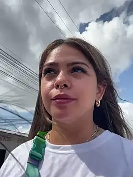 andreaisyourmis online show from 01.08.25