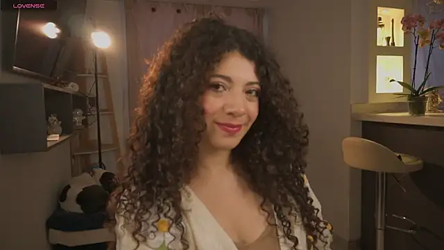 Snapshot of valeria_rosses chatting on 06.01.26 valeria rosses online show from 06.01.26