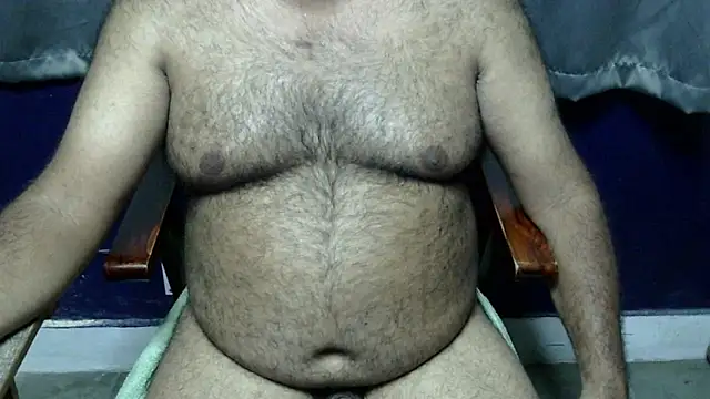 Snapshot of hairysubcub_70 chatting on 06.04.26 hairysubcub 70 online show from 06.04.26