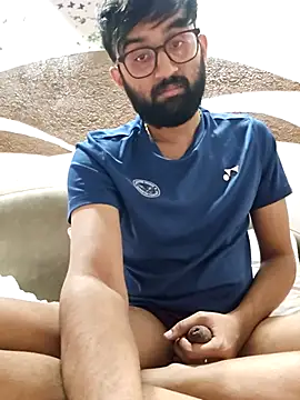 Snapshot of love4shownude chatting on 02.18.25 love4shownude online show from 02.18.25