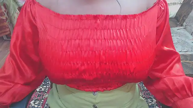 Snapshot of Mahikhanna_ chatting on 03.04.25 Mahikhanna online show from 03.04.25