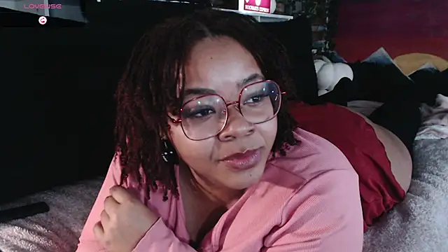 Snapshot of -khayaparker chatting on 12.27.24 -khayaparker online show from 12.27.24