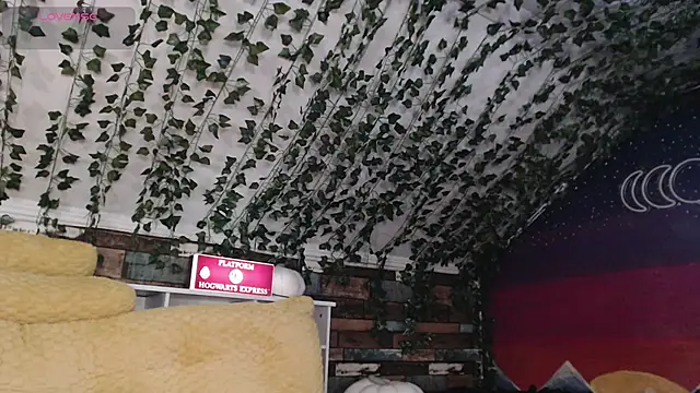 Snapshot of -khayaparker chatting on 01.19.25 -khayaparker online show from 01.19.25