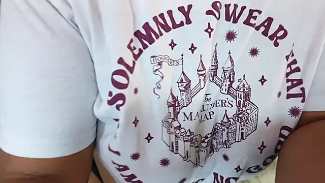 Snapshot of -khayaparker chatting on 03.05.25 -khayaparker online show from 03.05.25