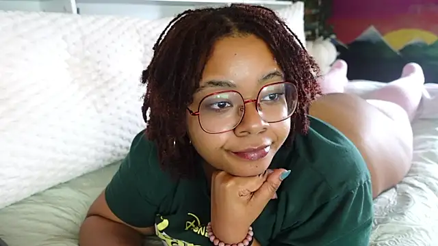 Snapshot of -khayaparker chatting on 03.15.25 -khayaparker online show from 03.15.25