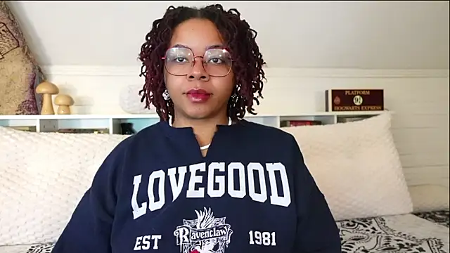 Snapshot of -khayaparker chatting on 02.01.26 -khayaparker online show from 02.01.26