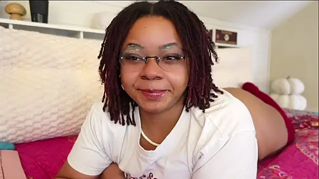 Snapshot of -khayaparker chatting on 02.06.26 -khayaparker online show from 02.06.26