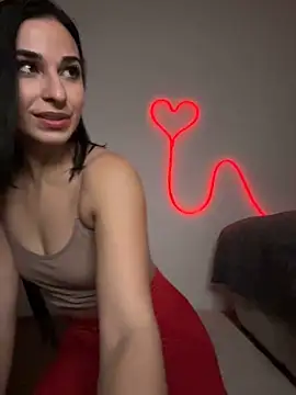 Snapshot of OIivia chatting on 02.02.25 OIivia online show from 02.02.25