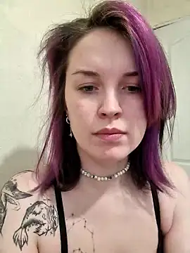 LazyTanukii online show from 01.18.25