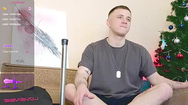 Snapshot of Ethan_and_mike chatting on 12.31.24 Ethan and mike online show from 12.31.24