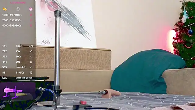 Snapshot of Ethan_and_mike chatting on 01.30.25 Ethan and mike online show from 01.30.25