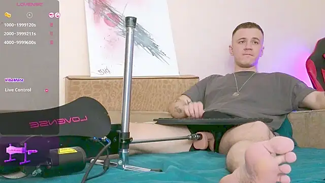 Snapshot of Ethan_and_mike chatting on 03.09.25 Ethan and mike online show from 03.09.25