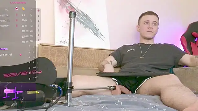 Snapshot of Ethan_and_mike chatting on 03.18.25 Ethan and mike online show from 03.18.25