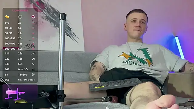 Snapshot of Ethan_and_mike chatting on 02.14.26 Ethan and mike online show from 02.14.26