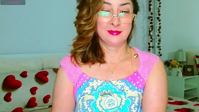 Snapshot of Tyana40 chatting on 08.07.26 Tyana40 online show from 08.07.26