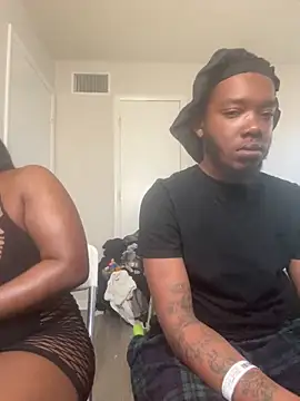 Snapshot of DancingLemonade chatting on 01.20.25 DancingLemonade online show from 01.20.25