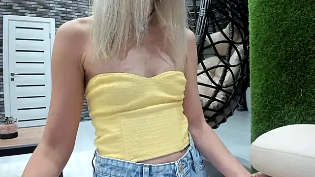 StarryHanna online show from 04.29.26