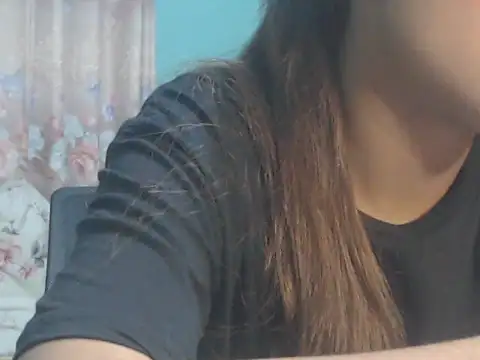 Snapshot of NancyRuvi chatting on 04.17.26 NancyRuvi online show from 04.17.26