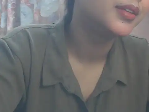 Snapshot of NancyRuvi chatting on 05.13.26 NancyRuvi online show from 05.13.26