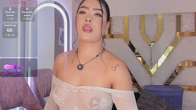 sophy champagne online show from 03.12.26