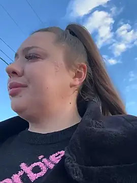 Snapshot of Sara_Slow chatting on 02.19.25 Sara Slow online show from 02.19.25