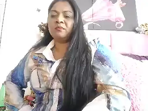 Snapshot of IndianDelia chatting on 08.04.26 IndianDelia online show from 08.04.26