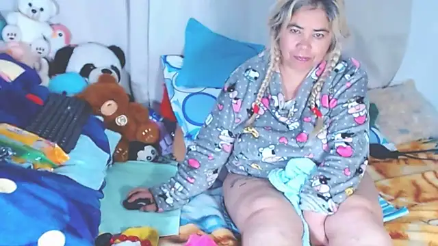 estrellita fugaz16x online show from 09.22.25