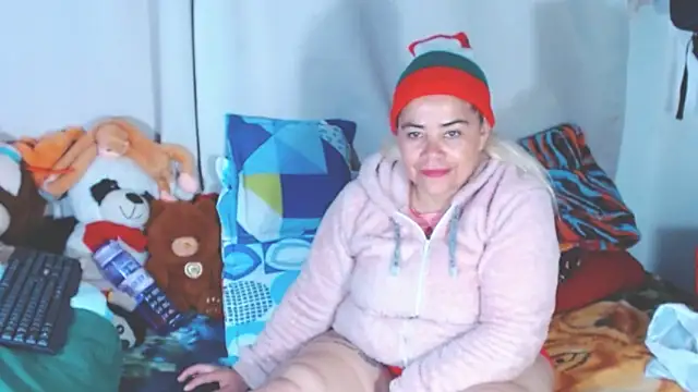 estrellita fugaz16x online show from 12.18.25