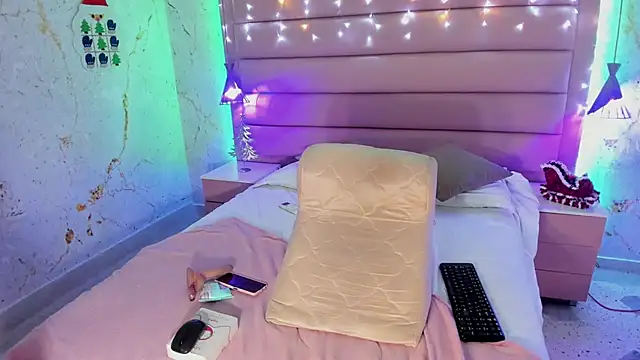 Maddysex  online show from 01.05.25