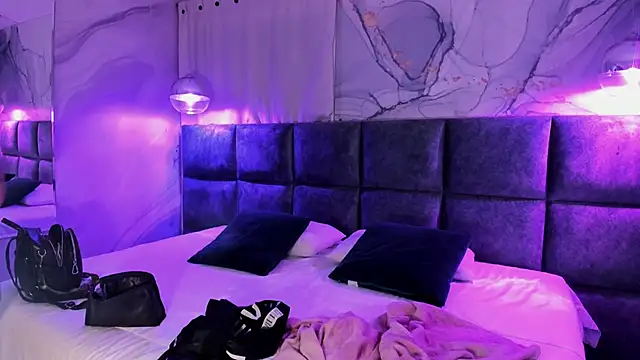 Maddysex  online show from 03.12.25