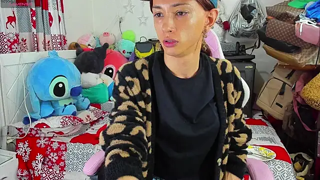 Snapshot of Lawrncesofiets chatting on 12.17.24 Lawrncesofiets online show from 12.17.24