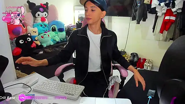 Snapshot of Lawrncesofiets chatting on 09.11.25 Lawrncesofiets online show from 09.11.25