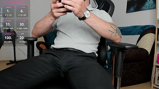 Snapshot of marioslim chatting on 07.14.26 marioslim online show from 07.14.26