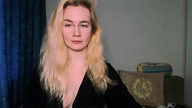 xxxcharismaaa online show from 12.13.24