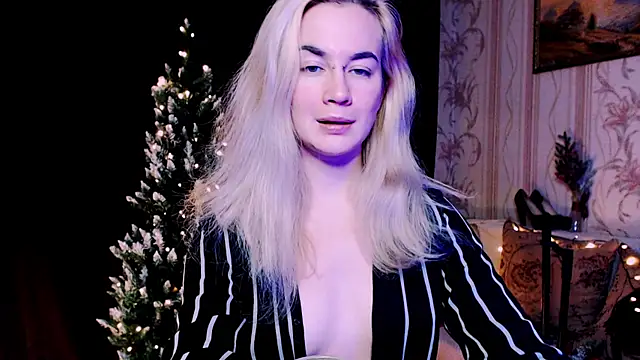 xxxcharismaaa online show from 12.14.25