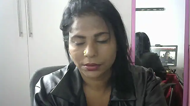 Snapshot of sunshinelady_ chatting on 12.18.24 sunshinelady  online show from 12.18.24