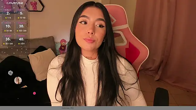 shantall vidales  online show from 01.07.25