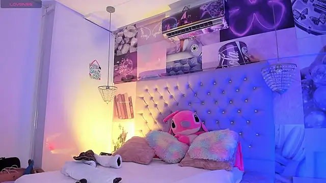 Vivi prinncess online show from 03.18.25