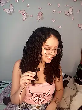 Snapshot of NinaSweet2 chatting on 01.11.26 NinaSweet2 online show from 01.11.26