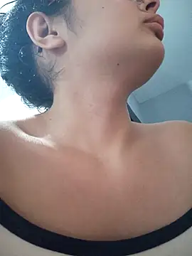 Snapshot of NinaSweet2 chatting on 03.10.26 NinaSweet2 online show from 03.10.26