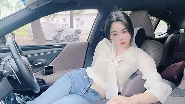 Snapshot of orla2021 chatting on 12.06.24 orla2021 online show from 12.06.24