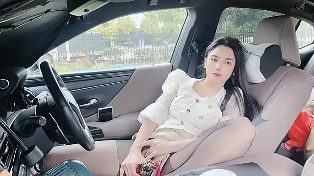 Snapshot of orla2021 chatting on 12.26.24 orla2021 online show from 12.26.24