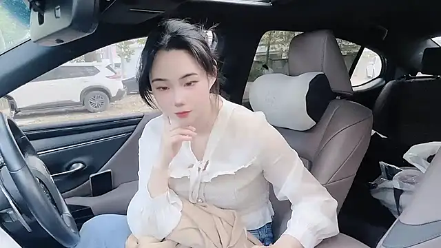 Snapshot of orla2021 chatting on 01.01.25 orla2021 online show from 01.01.25