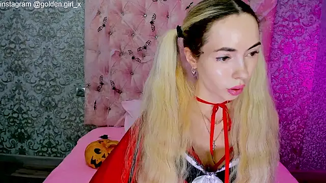 Akilla Queen online show from 11.01.25