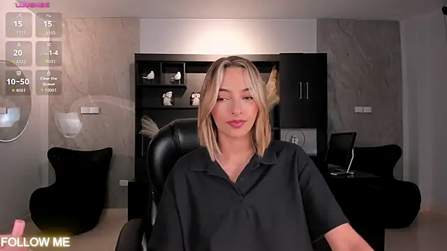 Snapshot of MelissaMoore_ chatting on 05.15.26 MelissaMoore online show from 05.15.26