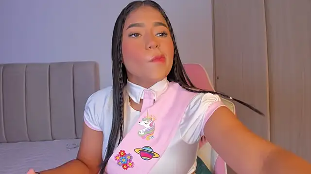 Snapshot of isa_bunny chatting on 11.01.25 isa bunny online show from 11.01.25